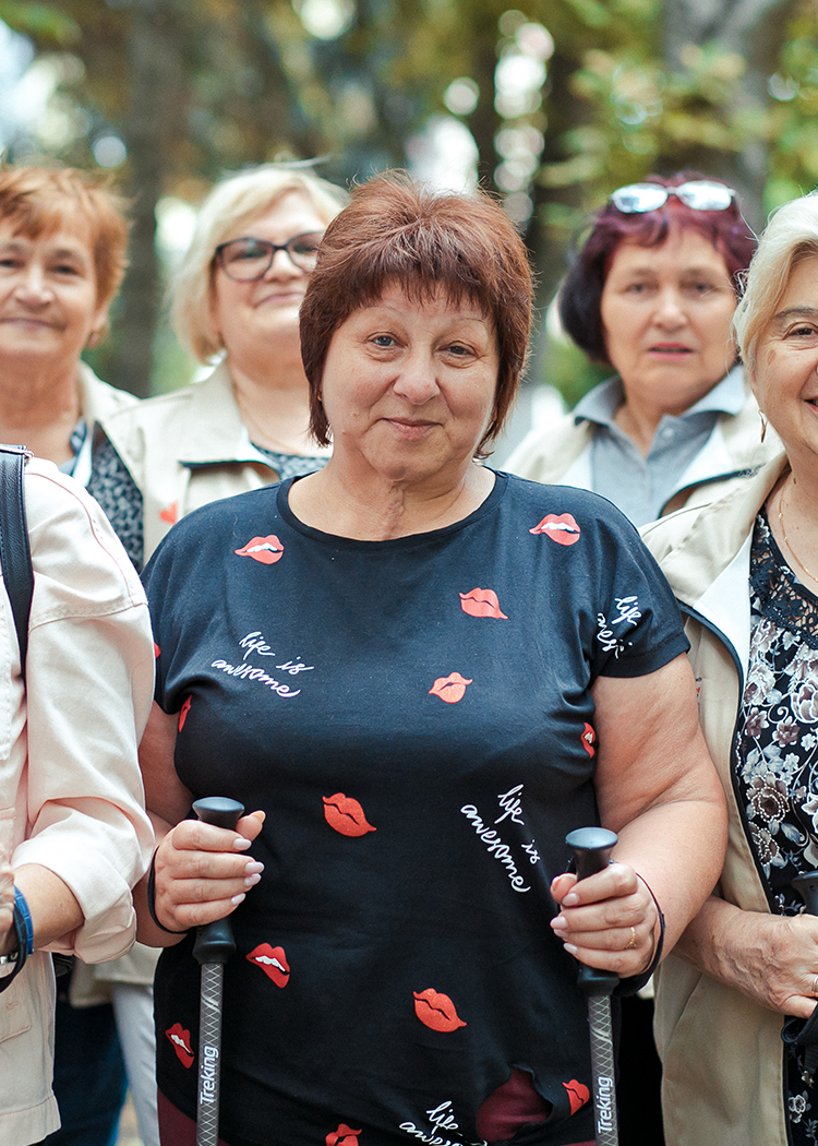 a man with a mask and horns on his head